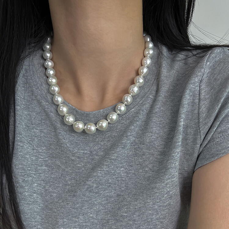 Natural Glare Baroque Freshwater Pearl Necklace  Khanie