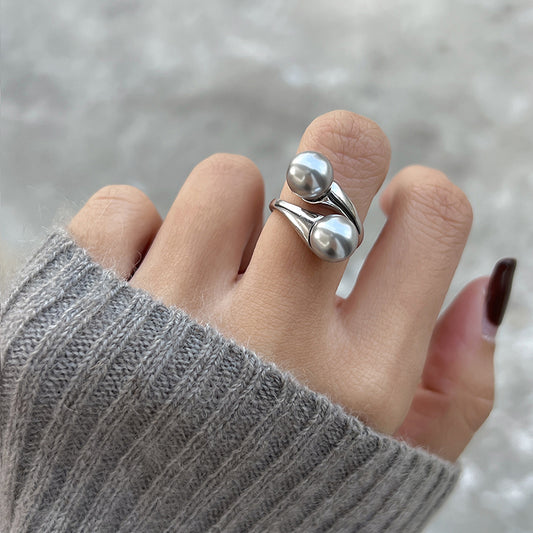 Staggered Pearl Ring  KHANIE grey