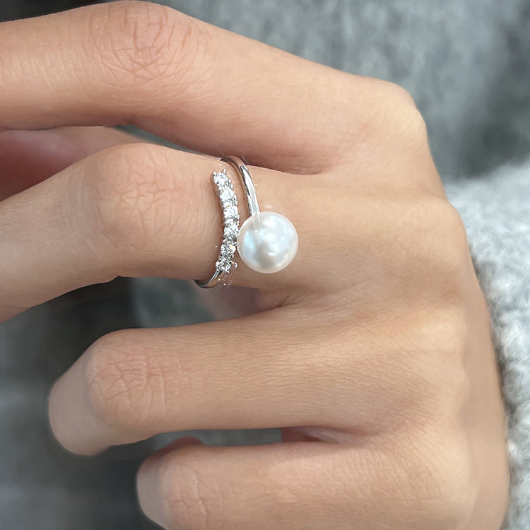 Swarovski Elegance Pearl Ring  KHANIE