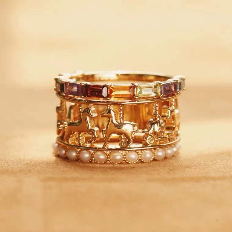 vintage style carousel ring buy at Khanie